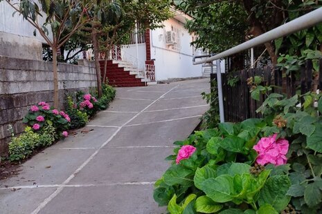 واحد طبقه همکف ویلا در رامسر