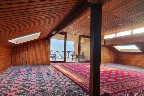 کلبه چوبی دوبلکس نیسا در روستای پاقلعه