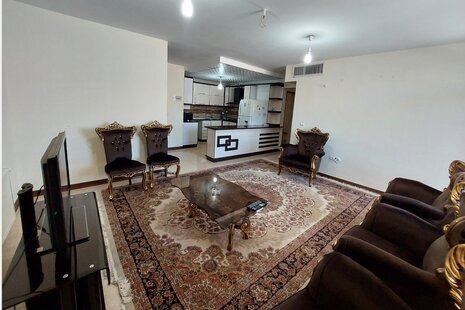 آپارتمان مبله خورشید در صدرا