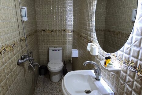 اتاق (10) در اقامتگاه بومگردی یزد