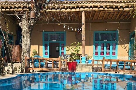 اتاق خاتون در اقامتگاه بومگردی داران