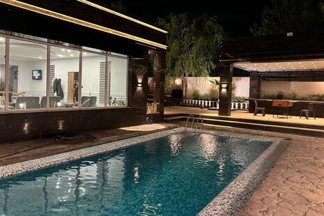 ویلا استخردار دوخواب باغ خرم در فردیس