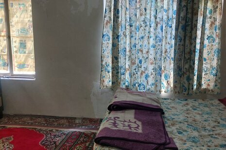 سوئیت مبله طبقه اول در خیابان کارگر جنوبی