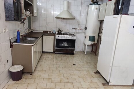 سوئیت مبله تمیز در مرکز شهر اصفهان