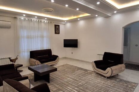 واحد دوخواب عمارت مهراد در طبقه اول ویلای اسالم