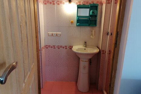 واحد تکخواب در طبقه همکف ویلا آتا در سوادکوه