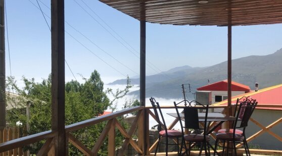 خانه چوبی طبقه اول در فیلبند