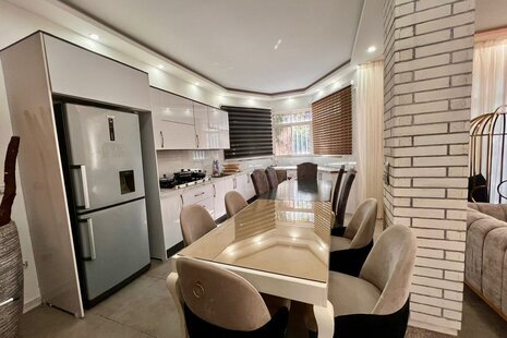 ویلا مبله دوبلکس 5 خواب دامون در کیش