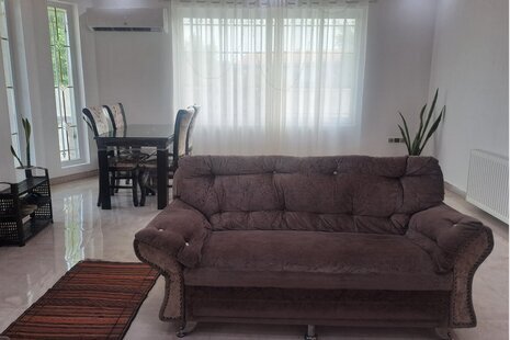 خانه ویلایی دو خواب مبله در خشکبیجار