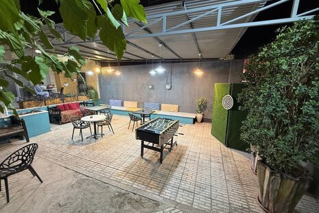 واحد 16 متری در هاستل 1 در اصفهان