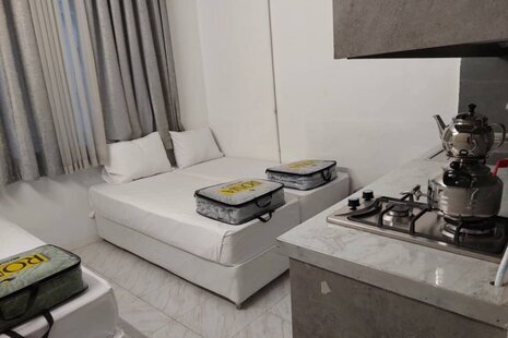 سوئیت سه تخت باب الجواد 1 در مشهد