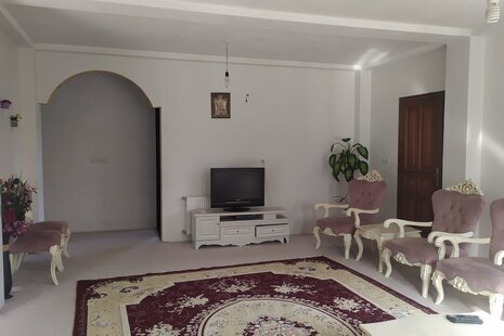 واحد دوخواب در طبقه همکف گردنه حیران در آستارا
