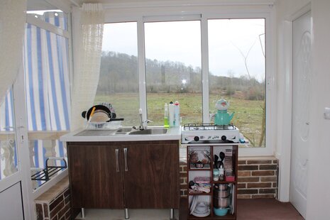 واحد تکخواب سکوت سقالکسار در طبقه دوم ویلای رشت