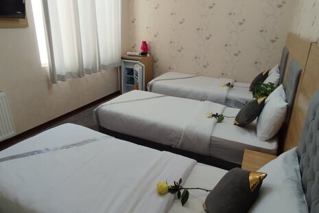 اتاق 3 نفره در هتل قم