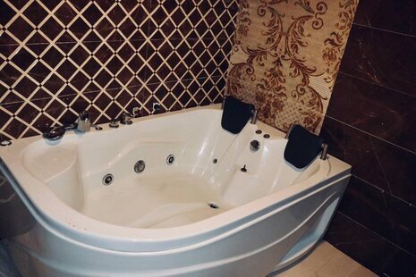 ویلا مبله تریپلکس استخردار هفت خواب پارسیان در رودهن