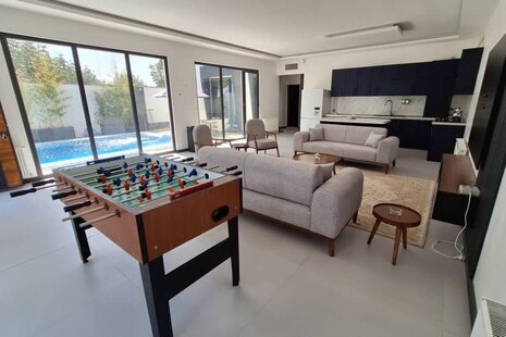 ویلا دوخواب استخردار مبله در چهارباغ