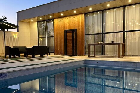 ویلا دوخواب استخردار مبله آرزوها در چهارباغ