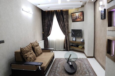 واحد 102 تکخواب لاولی روم (با صبحانه) در هتل آپارتمان اصفهان