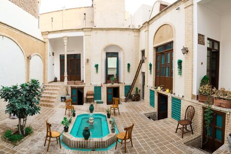 اتاق 3 در اقامتگاه بومگردی قم