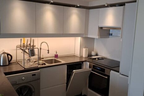 آپارتمان مبله دوخواب برج دید دریا اکواریومی در کیش