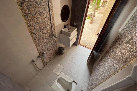 اتاق شبستان در اقامتگاه بومگردی میمه