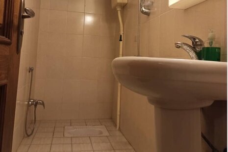 سوئیت 25 متری شروین واحد 4 در اصفهان