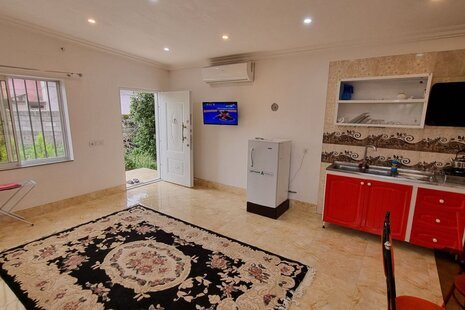 واحد در طبقه همکف ویلا آراد نزدیک به دریا در تنکابن