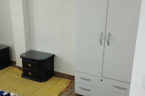 واحد دوخواب مبله طبقه همکف در بندرانزلی