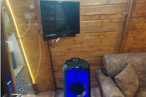 کلبه سوئیسی تک خواب جکوزی دار اردیبهشت در سوادکوه