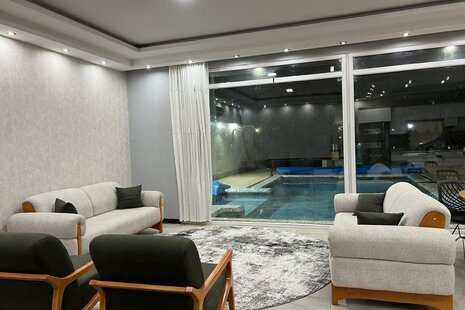 ویلا استخر آبگرم دوخواب ارغوان در چهارباغ