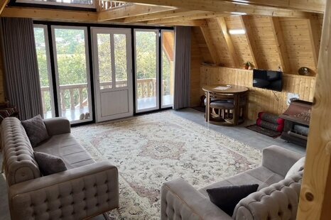 کلبه سوئیسی دوبلکس تکخواب دل آسا در مرزیکلا