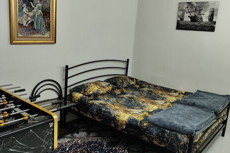 آپارتمان مبله تکخواب همکف با دسترسی خوب در مشهد