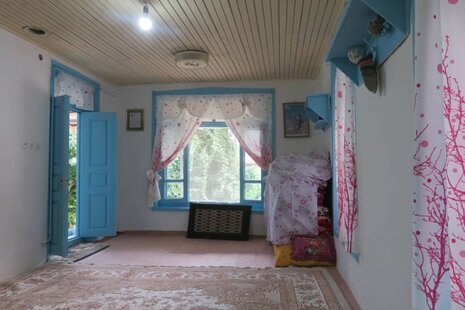 اتاق استیل در اقامتگاه بومگردی در تالش