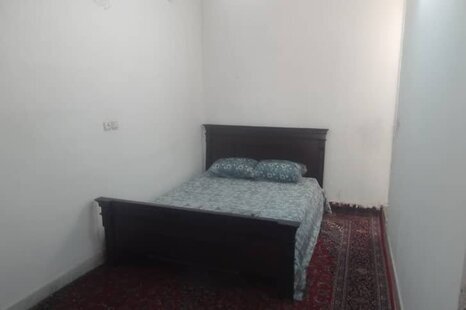 آپارتمان تک خواب میثم طبقه اول در اصفهان