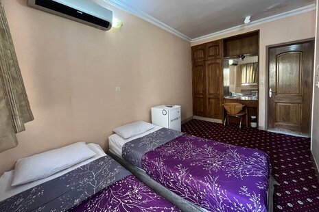 سوئیت 25 متری شروین واحد 4 در اصفهان