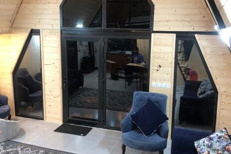 کلبه سوئیسی دوبلکس استخردار سه خواب نباتک در شیرگاه