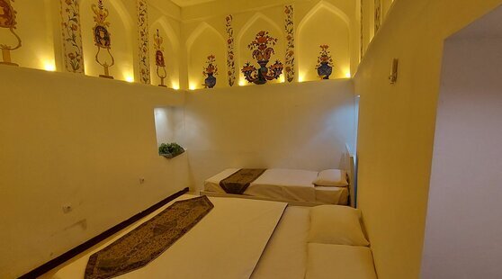 اتاق دو تخته شمعدونی اقامتگاه بوم گردی در اصفهان