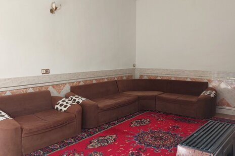 ویلا تکخواب در باغ بهادران