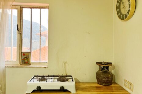 سوئیت مریم در مجتمع اقامتی بام جواهرده