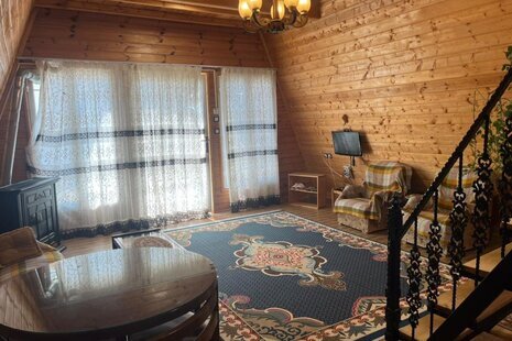 کلبه سوئیسی مبله تک خواب کلون 1 در پره سر