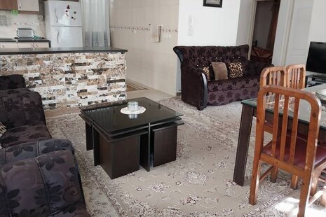 واحد مبله دو خواب نگین دو در طبقه دوم ویلای تنکابن