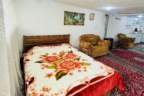 سوئیت واحد مبله در طبقه همکف ویلای رشت