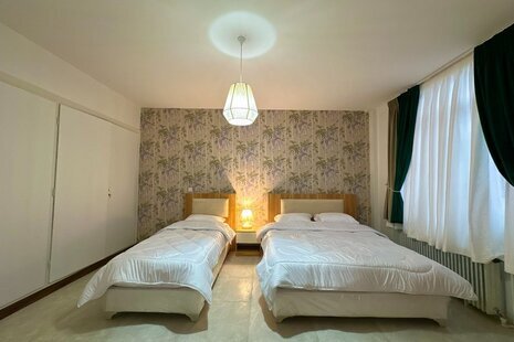 اتاق مبله چهار تخت 201 در فردوسی