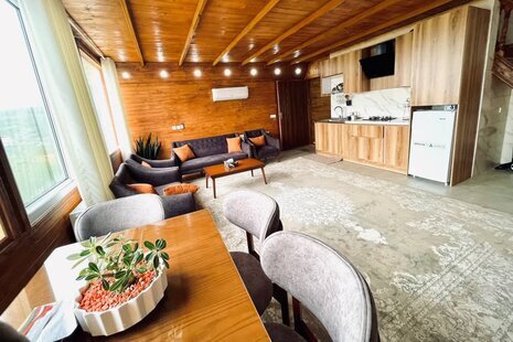 کلبه سوئیسی استخردار مالتی پلکس در سوادکوه