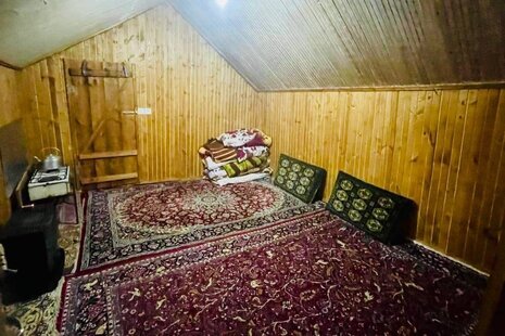 کلبه چوبی تکخواب ییلاقی دنج در ماسال