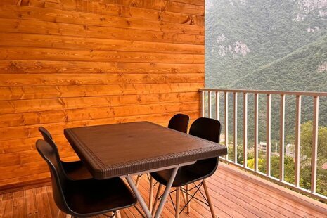 واحد مبله تک خواب در طبقه اول ویلا تنکابن