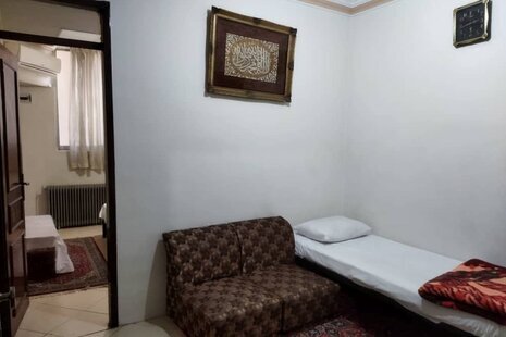 واحد تکخواب سه نفره در هتل آپارتمان در مشهد