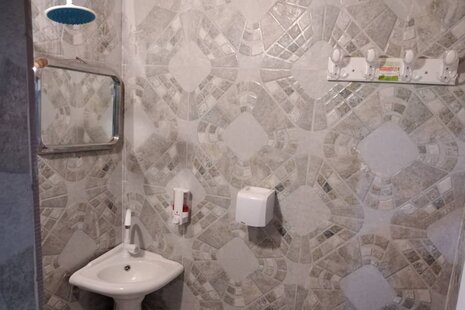 واحد ماجرای رنگی در اقامتگاه بومگردی هرمز