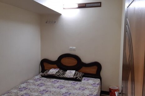 آپارتمان نوساز و دربست درقلب شهر