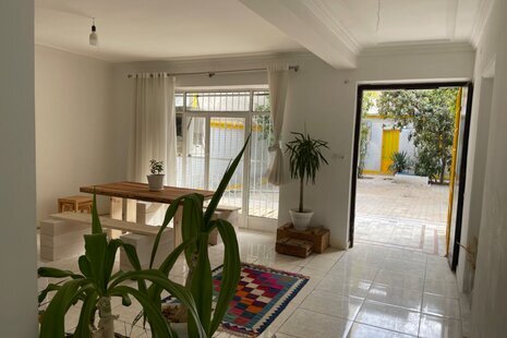 آپارتمان مبله چهار خواب در شیراز